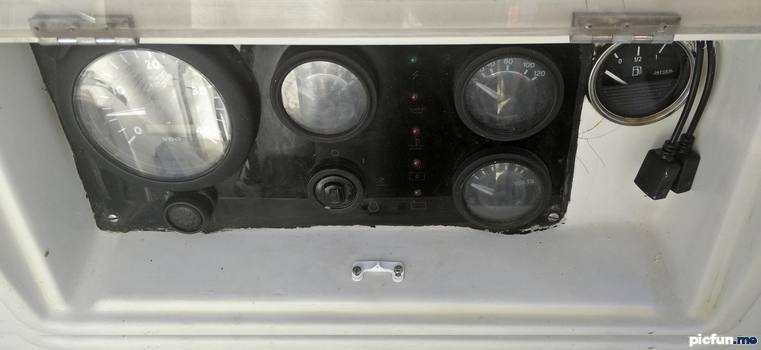 Engine dashboard